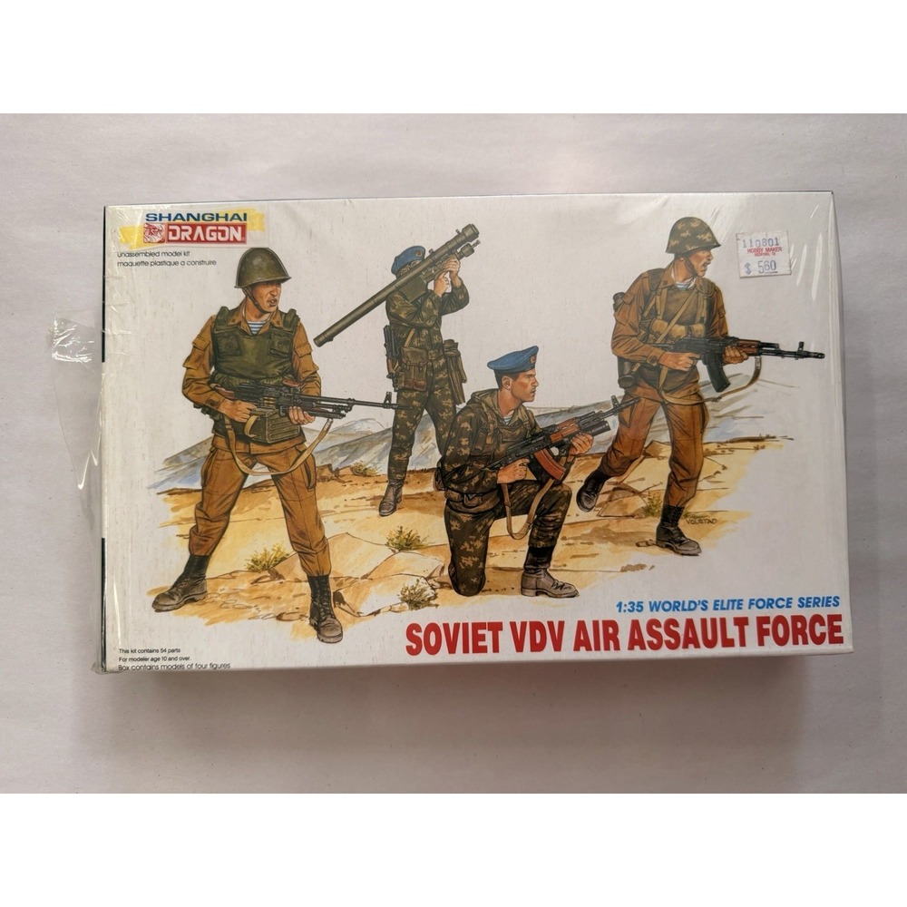 Shanghai Dragon 1/35 Soviet VDV Air Assault Force Model Kit 3003 Open Box